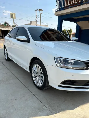 Volkswagen Jetta Comfortline 2.0 T.flex 8V 4P Tipt. 2015