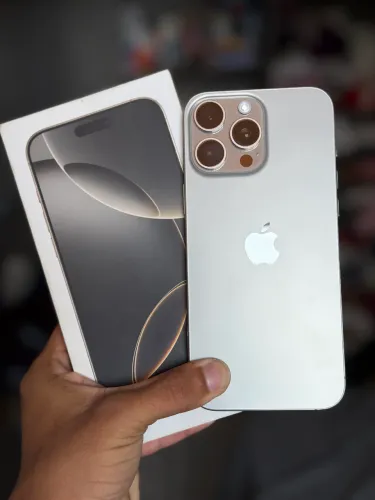 iPhone 16 pro max