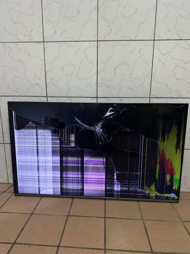 A Smart TV LED 50" 4K Philco (PLACA BOA)
