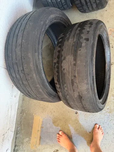 Pneus Dunlop meia vida 225/45 r17