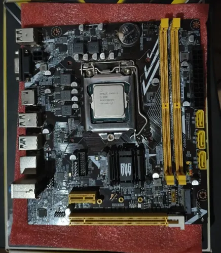 Kit placa-mãe e processador