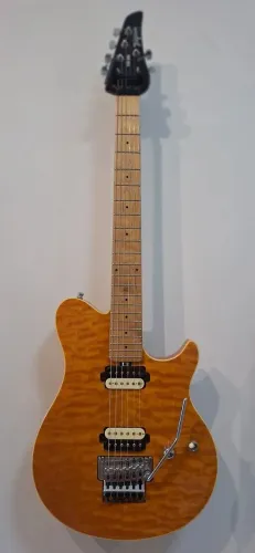 Guitarra tagima TGM-200 floyd rose modelo music man axis wolfgang van halen seminova RARA