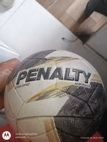 bola de campo penalty bravo