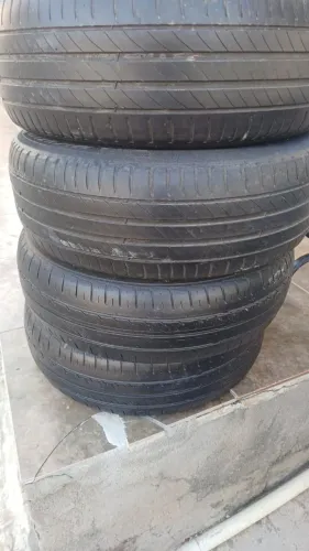 Pneus 15 