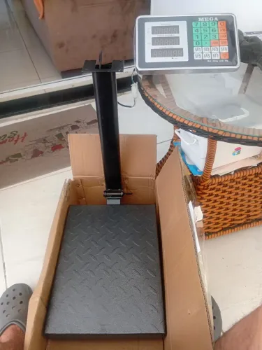 Nova balança eletrônica plataforma cap 200kg só $390.