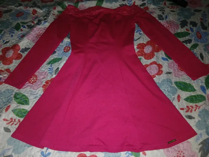 Vestido rosa shork lanca perfume 100 reais