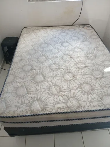 Cama Box R$ 400,00
