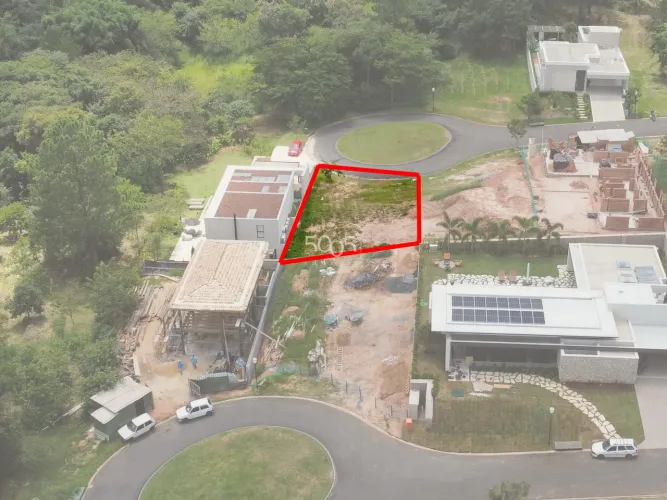Terreno à venda no condomínio Villas do Golf, com 401m² de área útil. Excelente lote com ó