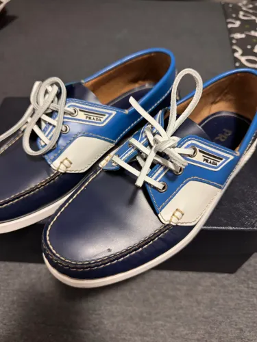 sapato oxford prada couro escovado azul