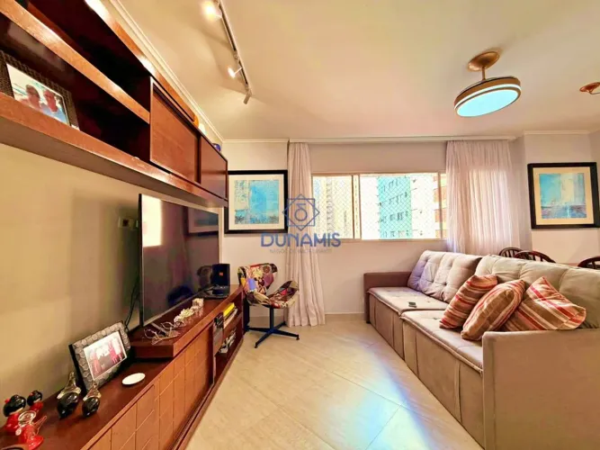 APARTAMENTO REFORMADO À VENDA NA PRAIA DAS PITANGUEIRAS - UMA QUADRA DO MAR