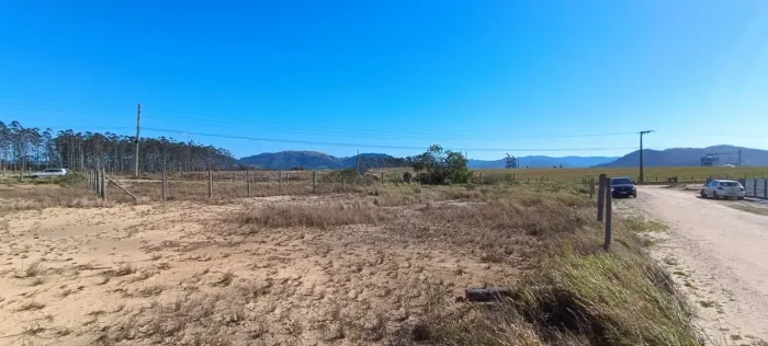 Terreno à venda em Imbituba-SC, no bairro Sambaqui, com 1.000,00 m² de área. Confira!