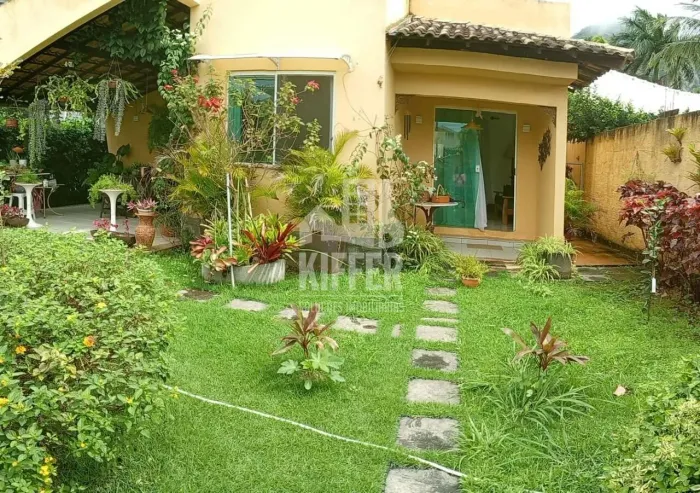 Casa de 3 quartos no Village das Pedras