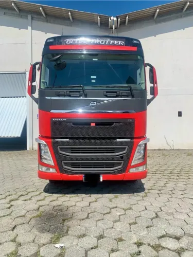 Volvo FH 540 6x4T 20/21 Globetrotter Completo