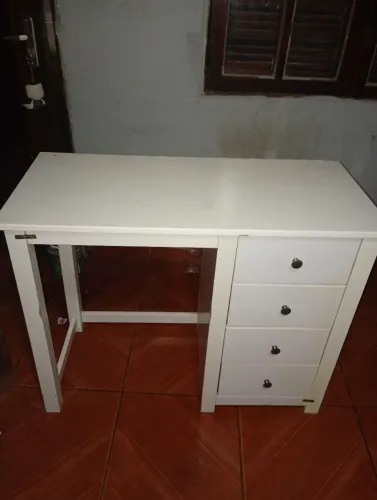 Mesa de computador 4 gavetas