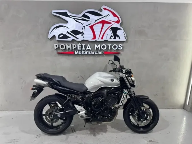 YAMAHA FZ6 N 2009