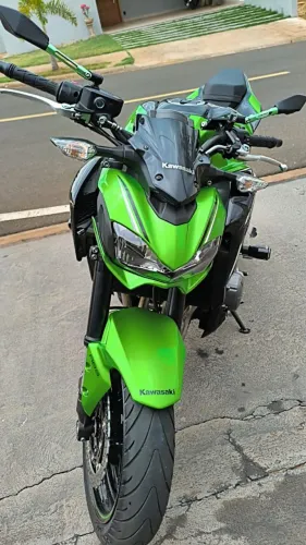Vendo moto Kawasaki Z 900