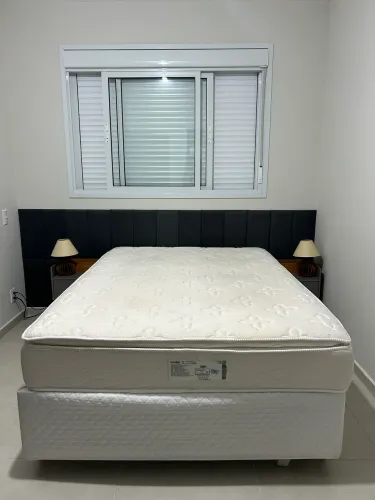 Vendo cama box de casal seminova - motivo mudança 