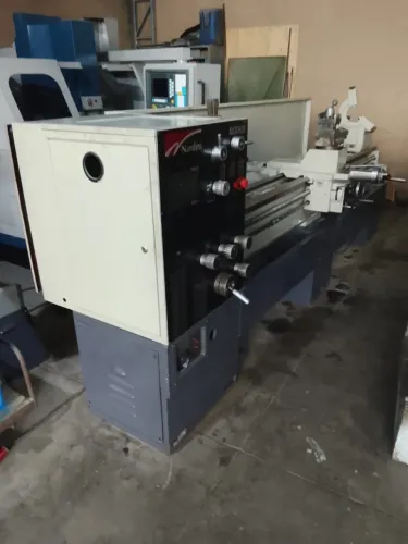 Torno Mec. Nardini ND325 x 2.200 reformado .