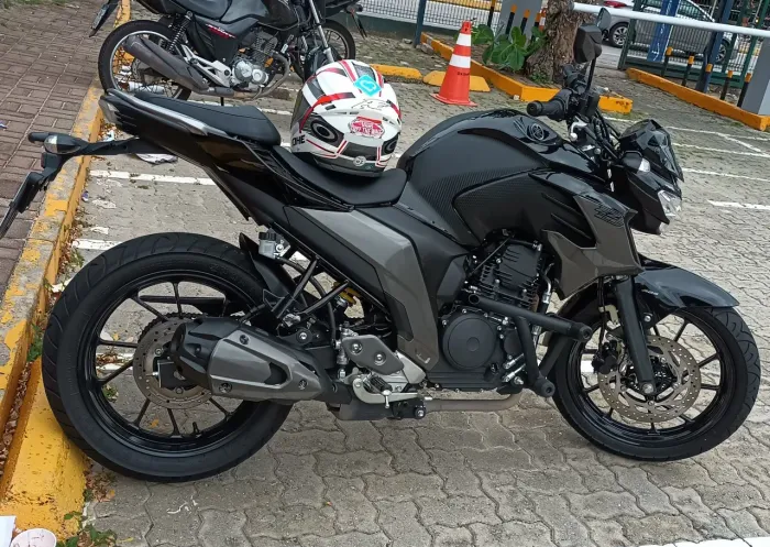 Vendo FZ25 - 2021 