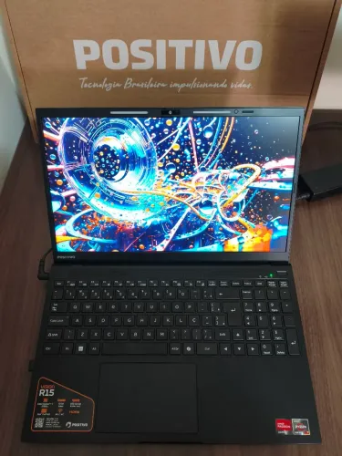 Notebook Vision R15 | Ryzen 7 5700U | 32GB RAM | 512GB SSD | Na Caixa (Pouco Usado)