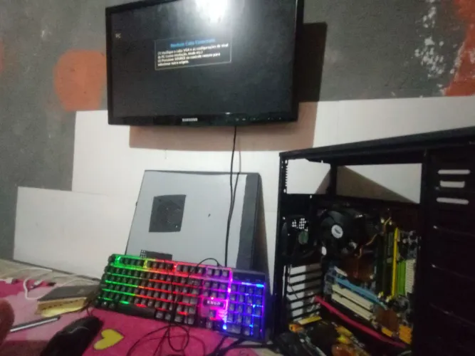 Pc completo monitor 24 polegadas + teclado e mouse eo pc