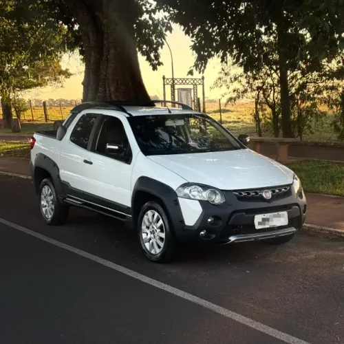 Fiat Strada Adventure1.8/ 1.8 Locker Flex CD 2015