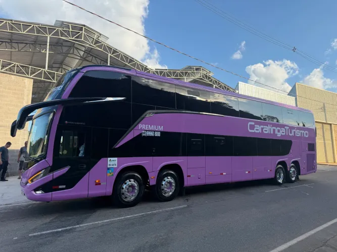 ÔNIBUS RODOVIÁRIO DD G8 1800