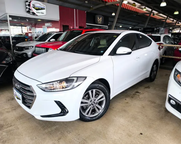 Hyundai Elantra GLS 2.0 16V Flex Aut. 2018