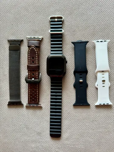 Apple Watch Series 11 GPS 46mm Jet Black | Bateria 100% + 5 Pulseiras