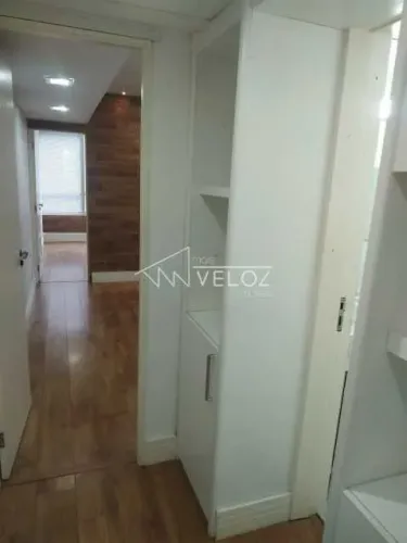 Sala : / Comercial / Centro