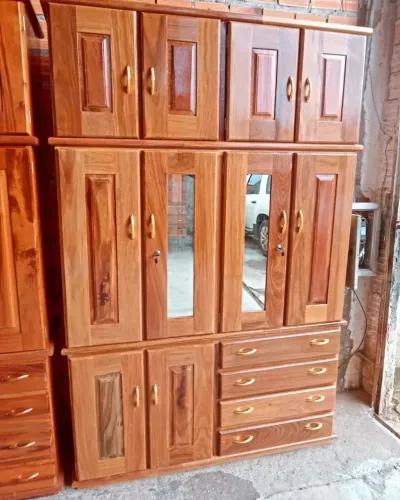 Guarda roupa de casal novo todo de madeira fabricação própria
