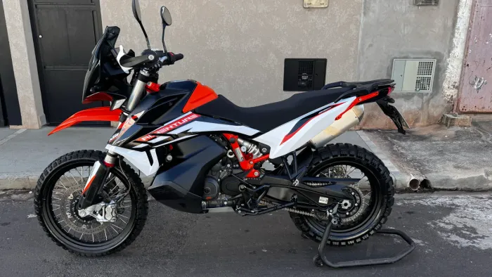 KTM 890 R ADVENTURE 