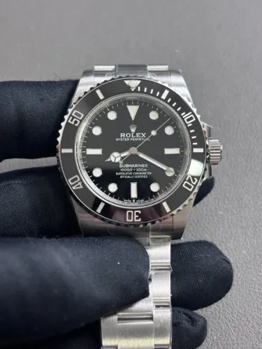 Relógio Rolex Submariner Oyster, 41 mm, aço Oystersteel Referência 124060
