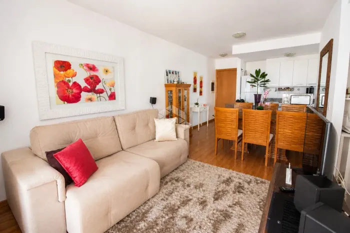 Apartamento mobiliado com 2 quartos, sendo 1 suíte no Passo da Areia - Porto Alegre.