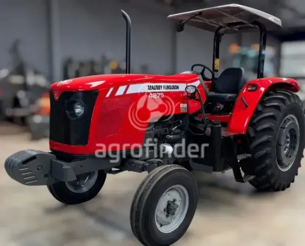 Trator Massey Ferguson 4275 ano 2011