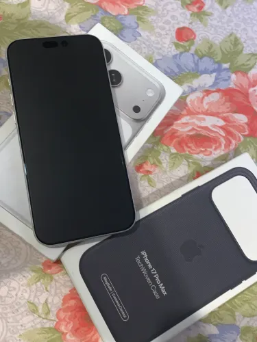 Iphone 17 ProMax 256GB Cinza