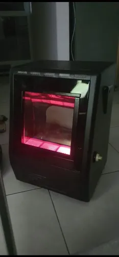 Aquecedor a gás antigo botijão de 13 Kg pintado de preto tinta automotiva