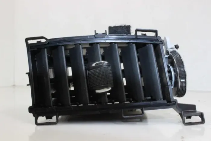 Difusor Ar Central Direito Fiat Toro 15826 2017 A 2025