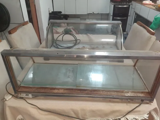 2 estufas de salgados com a resistência ruim