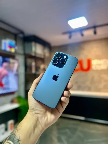 iPhone 15 Pro 256GB Azul