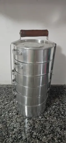 Marmiteira antiga em alumínio.
