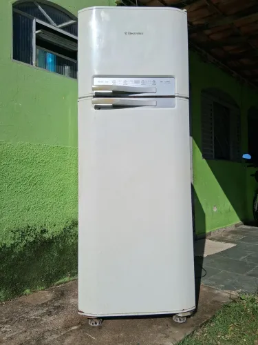 Geladeira Electrolux 430L Frost Free - Freezer Perfeito | Ótima Oportunidade