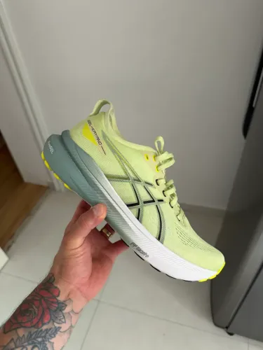 Tenis asics