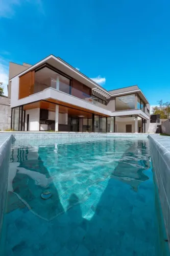 CASA NOVA DE ALTO PADRÃO À VENDA NO CONDOMÍNIO JATIBELA CAMPINAS/SP
