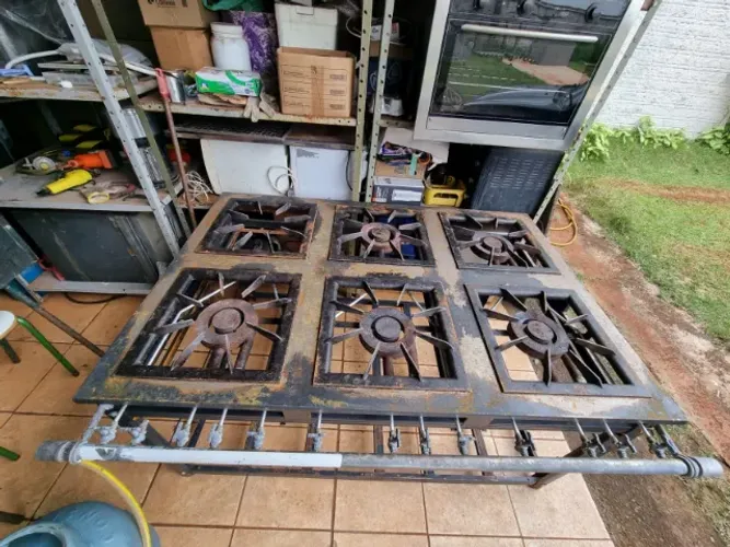 Fogão industrial boca de 0,40cm 1,50x1,00 metro baixa pressão com 5 bocas funcionando 100%