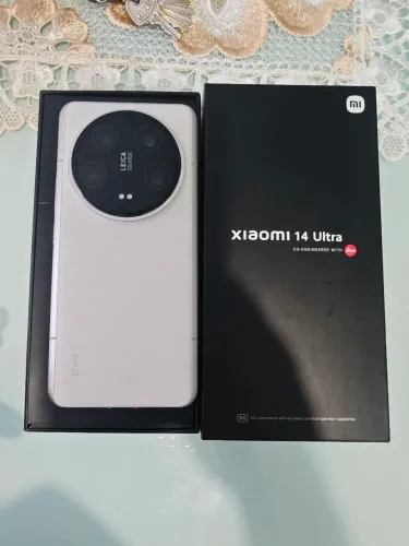 Xiaomi 14 ultra Versão Global 512gb com 16 memória ram+16 virtual bem conservado 