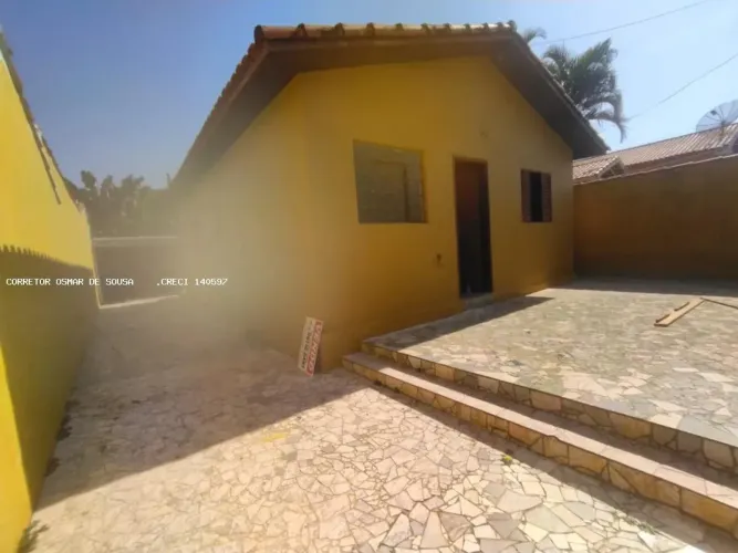 Ótima casa  em Cesário Lange em lote de 200 m2