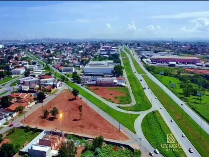Terreno à venda no bairro Vera Cruz em Aparecida de Goiânia/GO