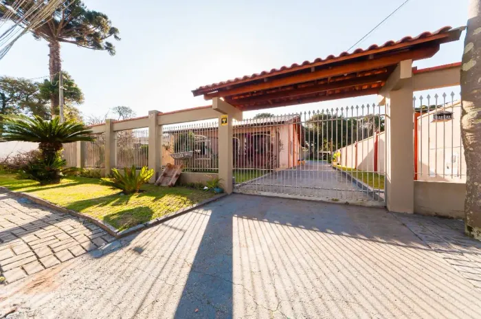 Oportunidade única em Santa Felicidade! - CASA TÉRREA