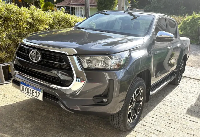 Toyota Hilux CD SRV 4X4 2.8 TDI Diesel Aut. 2021